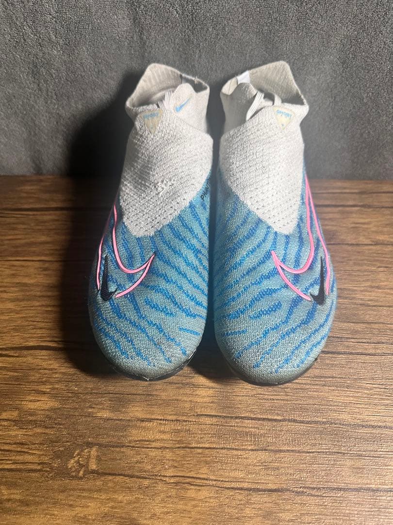 NIKEファントムGX FG