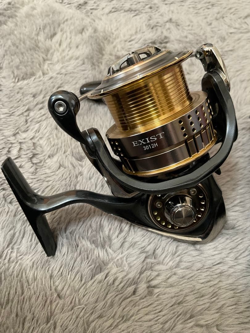 Daiwa 15Exist 3012H スピニングリール イグジスト