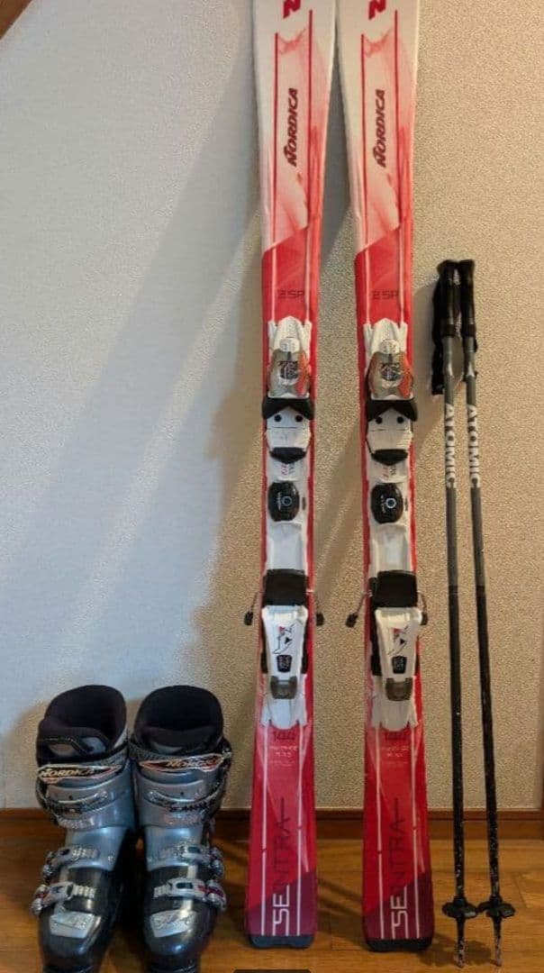 【Shinです】Nordica スキーセット　スキー板　ブーツ　ポール