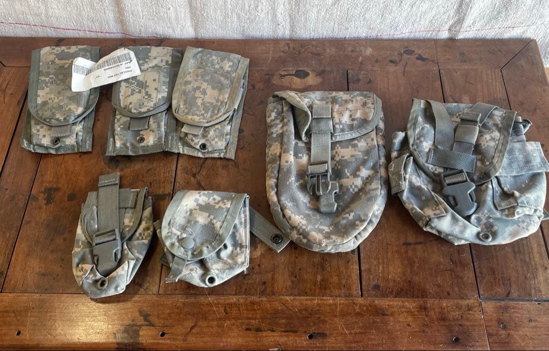 実物米軍放出 ACU装備フルセット１８点 タクティカルベスト＆バックパック