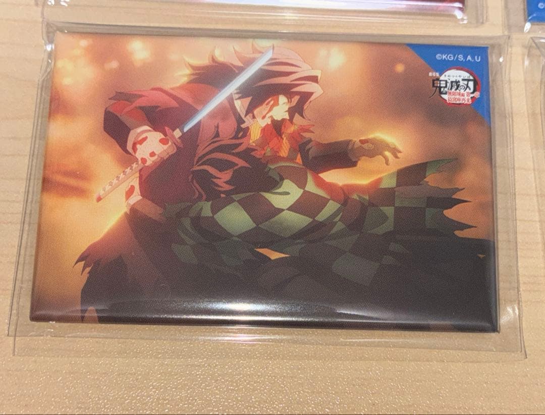 冨岡義勇 全方位コレクション缶バッジ ×5 4種類