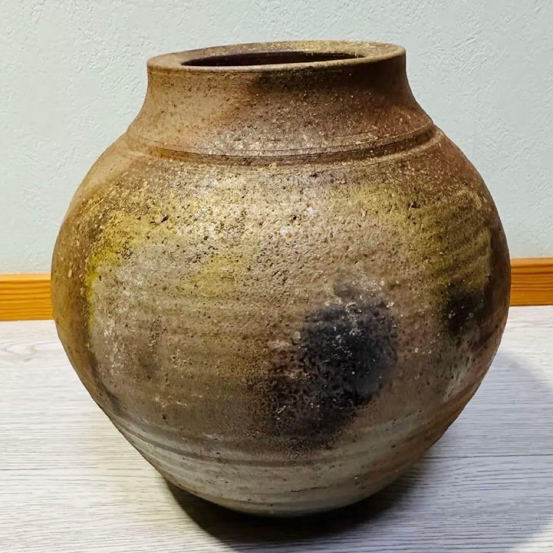 備前焼　丸型　花器？