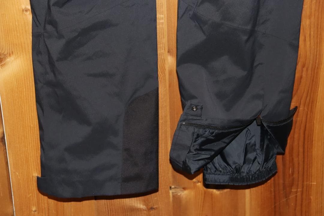 新品 ゴールドウイン 中綿 G-Solid スキーパンツ (5/XXL) Ⓗ