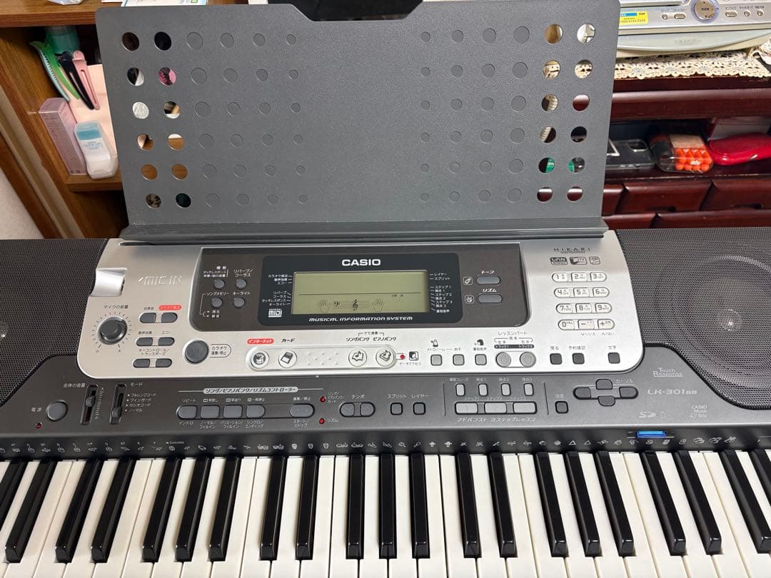 CASIO LK301BB 光ナビゲーション 電子キーボード 純正スタンド