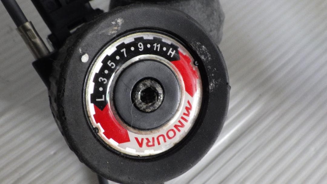 T*m様 送料無料551/MINOURA LR760 ミノウラ　サイクルトレーナ