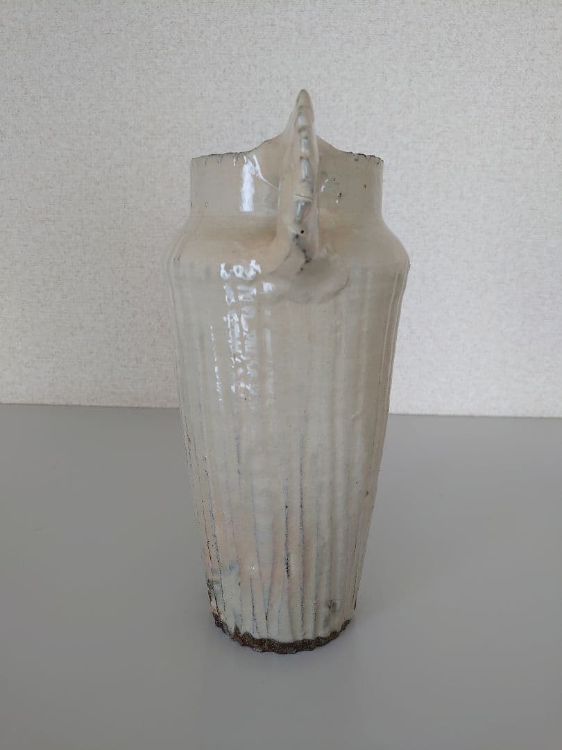 吉田明(物故)作 銘「貴焔」粉引耳付花生 / 共箱