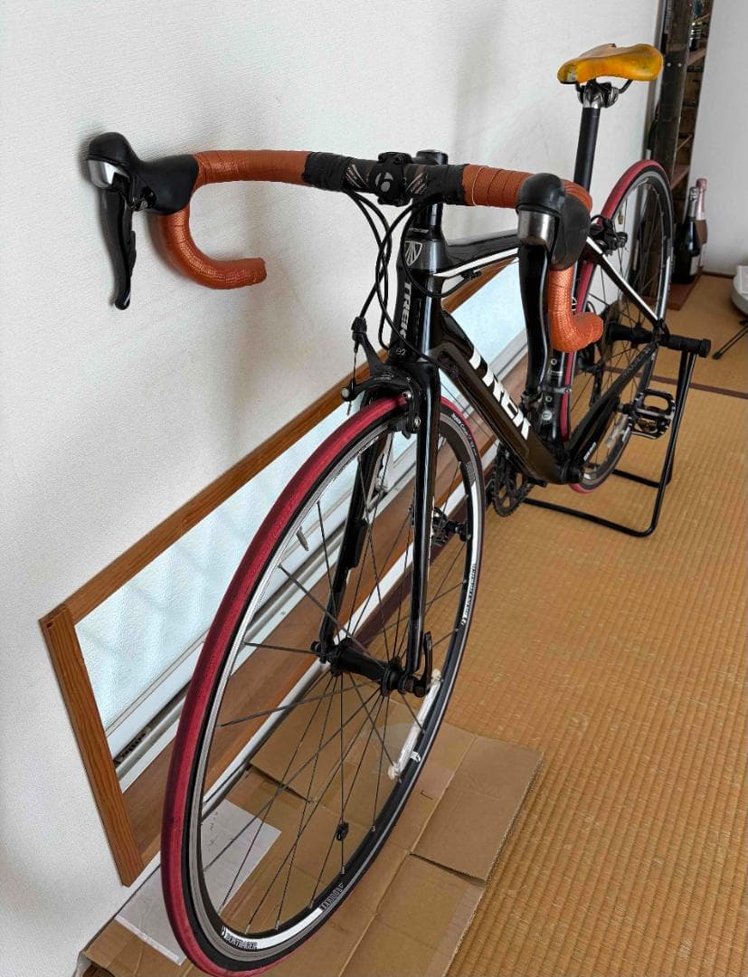 【完動品】【付属品付き】TREK MADONE 3.1 カーボン ロードバイク