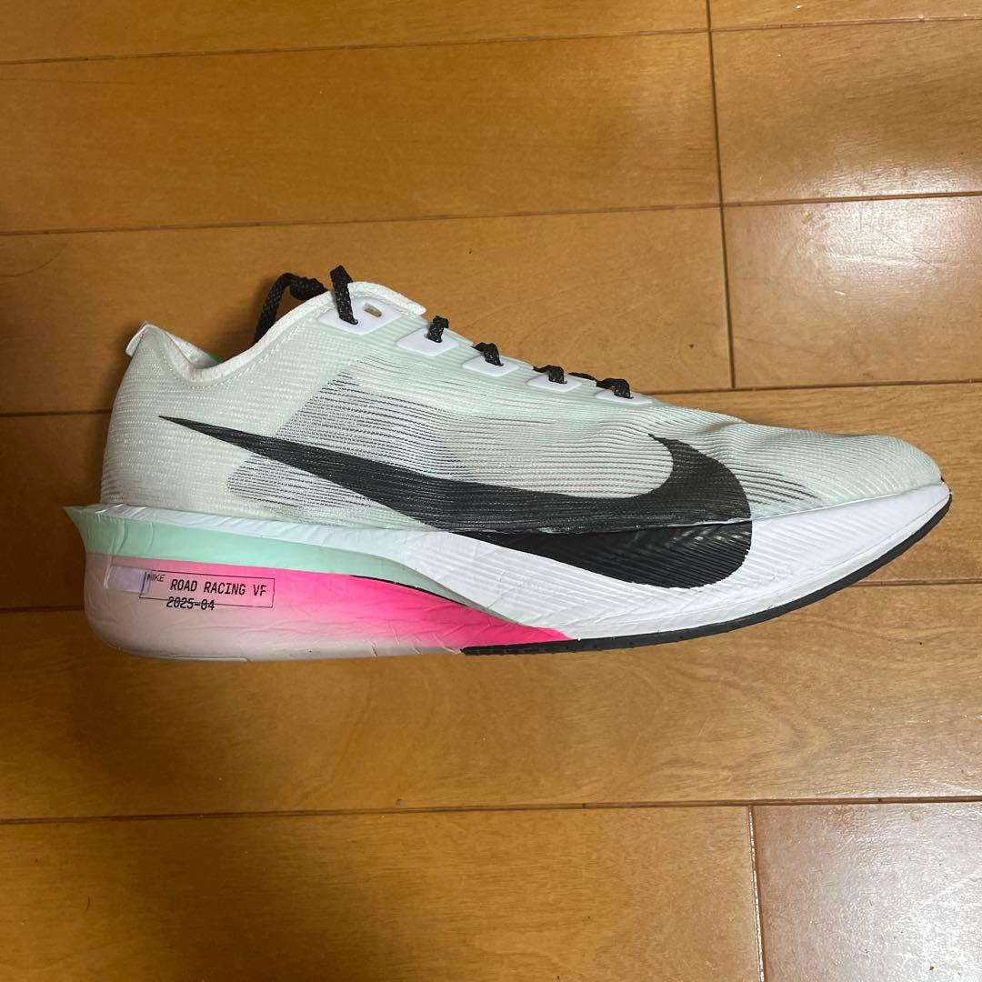 NIKEヴェイパーフライ4