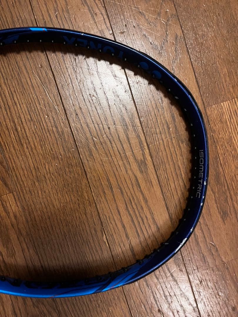 【値下げ交渉可能】YONEX e-zone 100 テニスラケット 2本セット