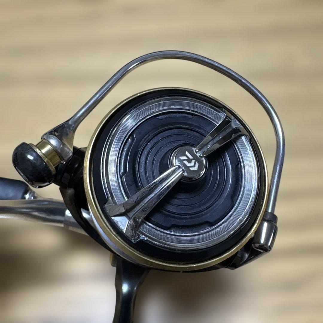 リール Daiwa LT2500S-DH