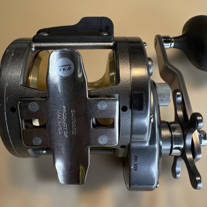 :＊＊使用わずか＊＊　OCEA JIGGER　EV　3000PG　シマノ