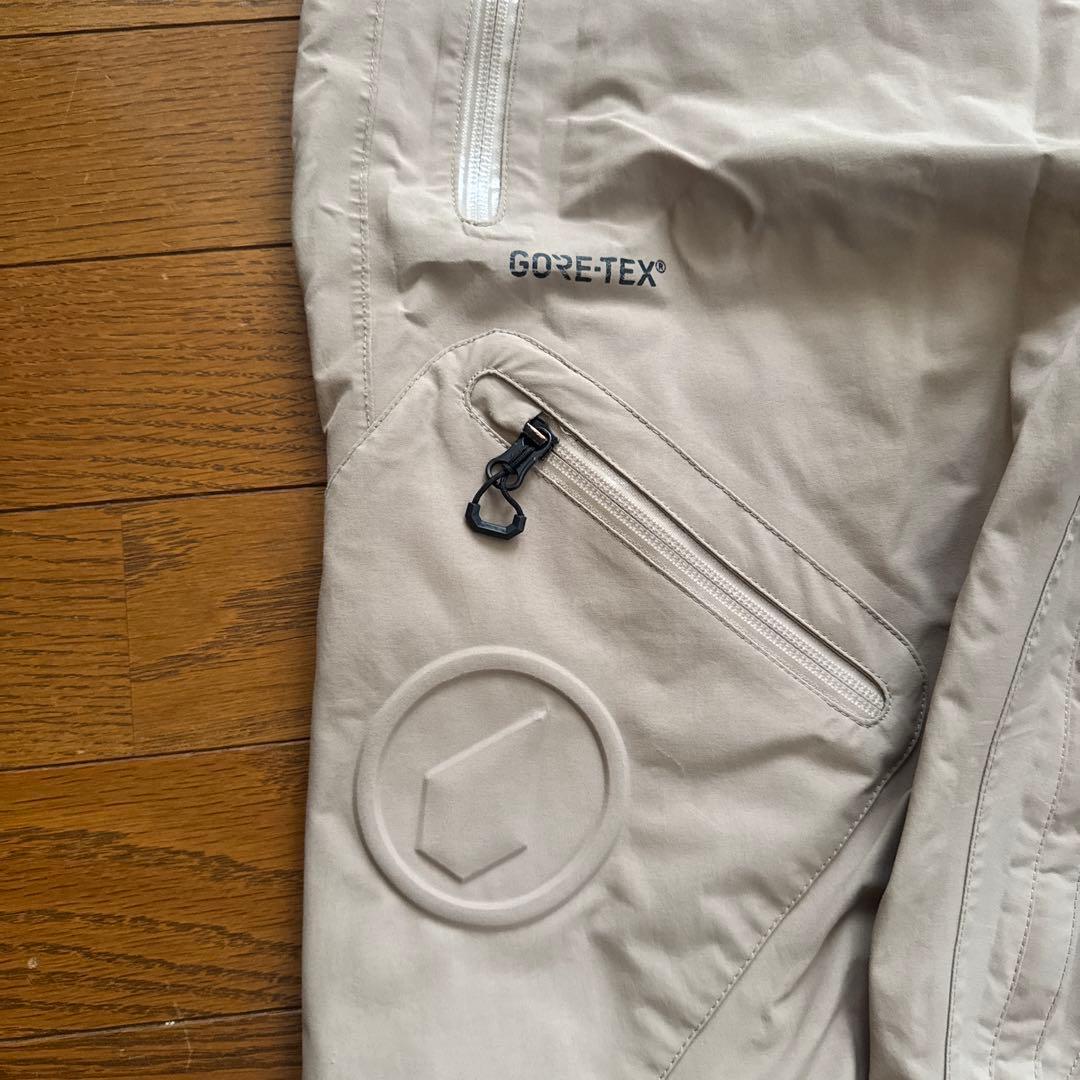 VOLCOM GORE-TEX スノーボードパンツ ベージュ