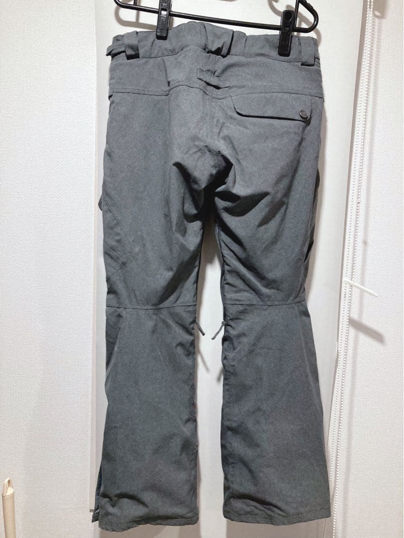 686 レディーススノーボードウェア　パンツ
