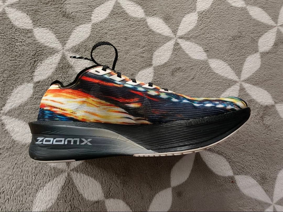 NIKE ヴェイパーフライ4 26.0㎝