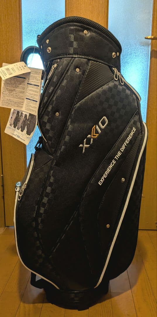 s*e様 新品　XXIO ゼクシオ　チェック柄 ゴルフバッグ 9.5型