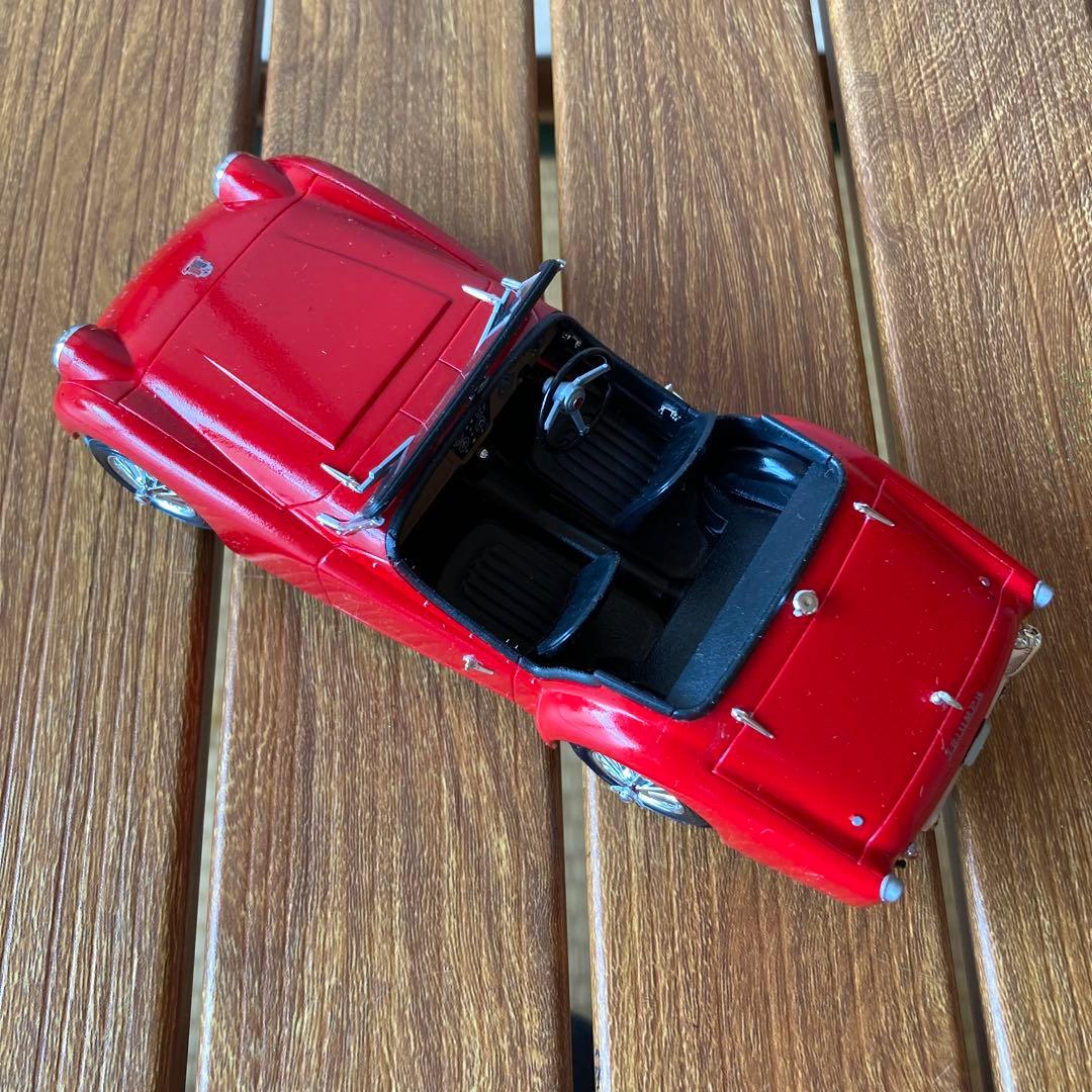 TS76 VOLLMER 3801 建物 & トライアンフ TR3A 完成品
