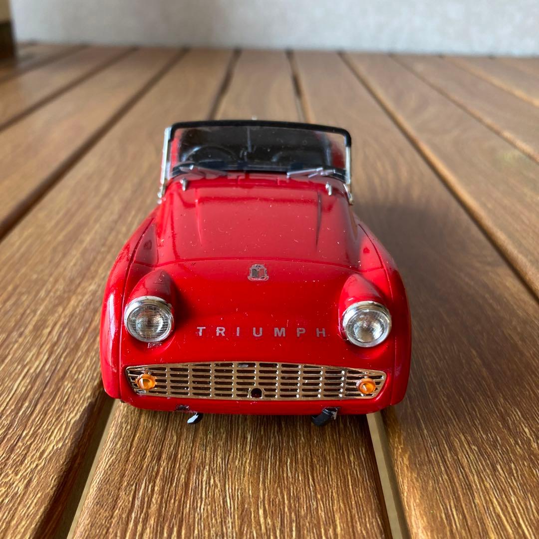 TS76 VOLLMER 3801 建物 & トライアンフ TR3A 完成品