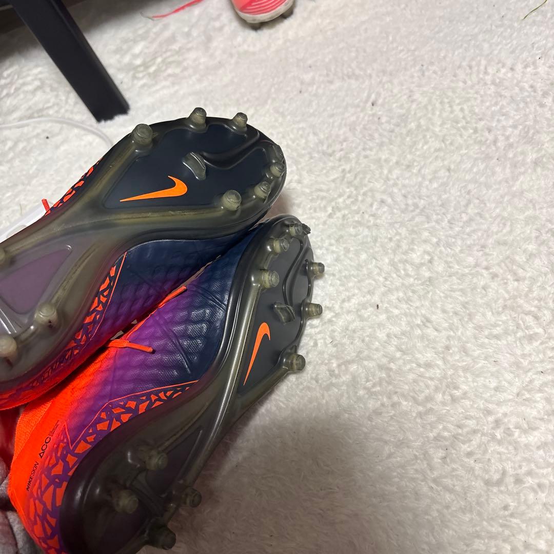 Nike Hypervenom ナイキハイパーヴェノム