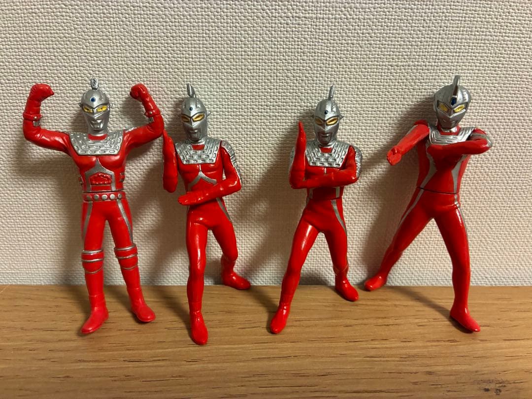 【中古】ウルトラマンシリーズ 怪獣フィギュアセット 約57体