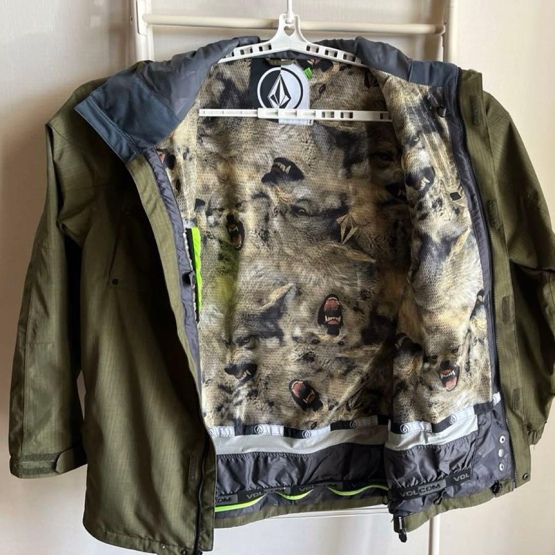 VOLCOM ボルコム　スノボジャケットL スノボ スノーボードメンズ カーキ