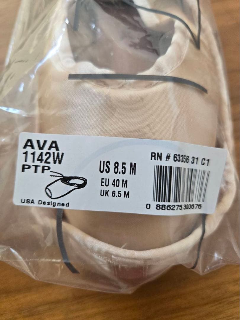 Capezio トゥシューズ 未使用 Capezio トウシューズリボン 未使用