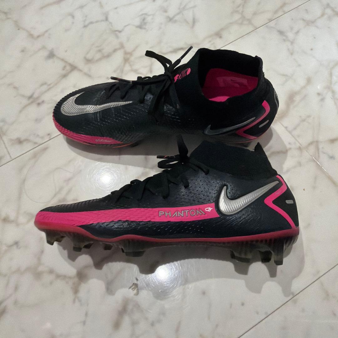 Nike Phantom サッカーシューズ 黒/ピンク