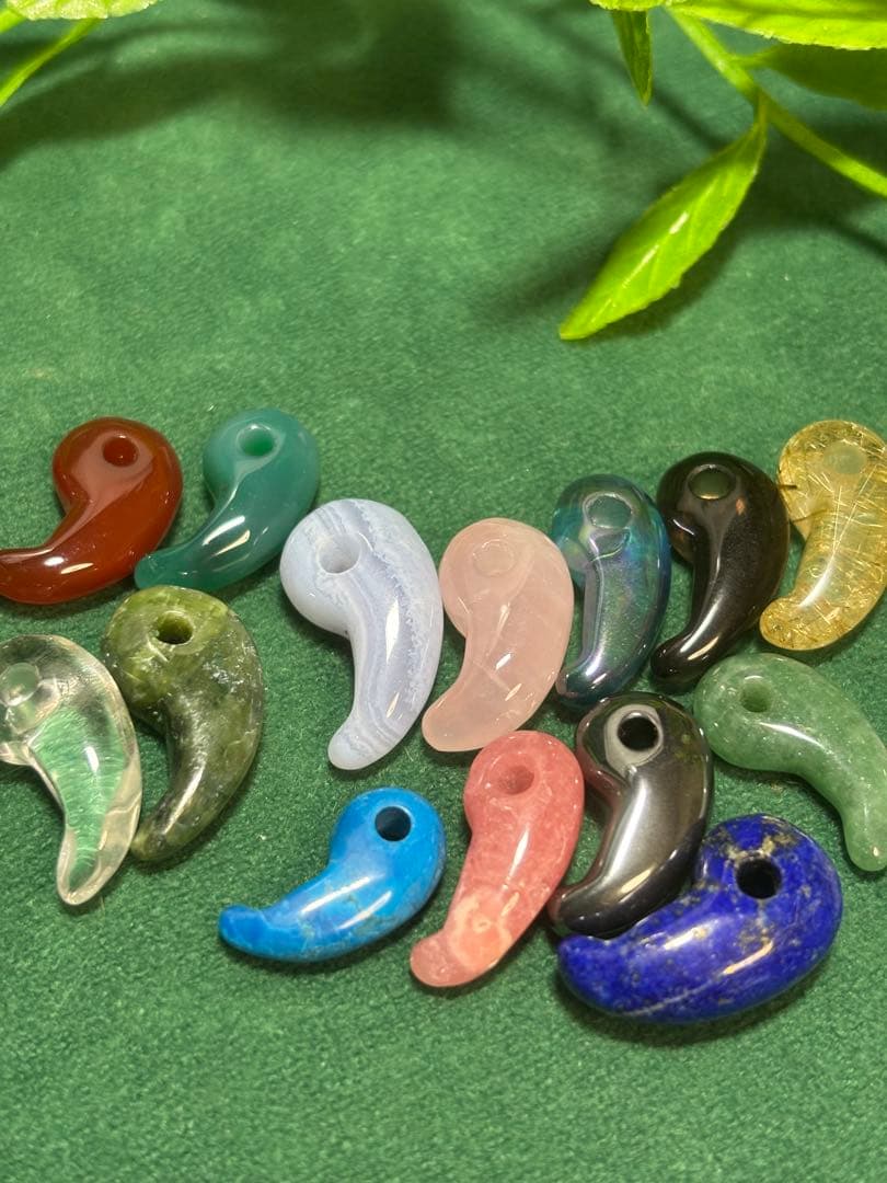 天然石　いろいろ　ミニ勾玉　セット