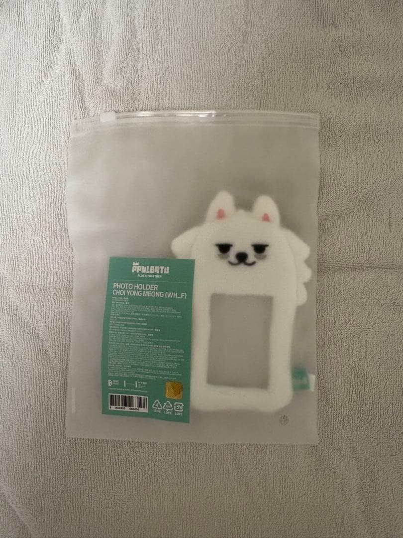 ヨンモン　フォトカードホルダー　フェイスキーリング　フォトホルダー　スビン