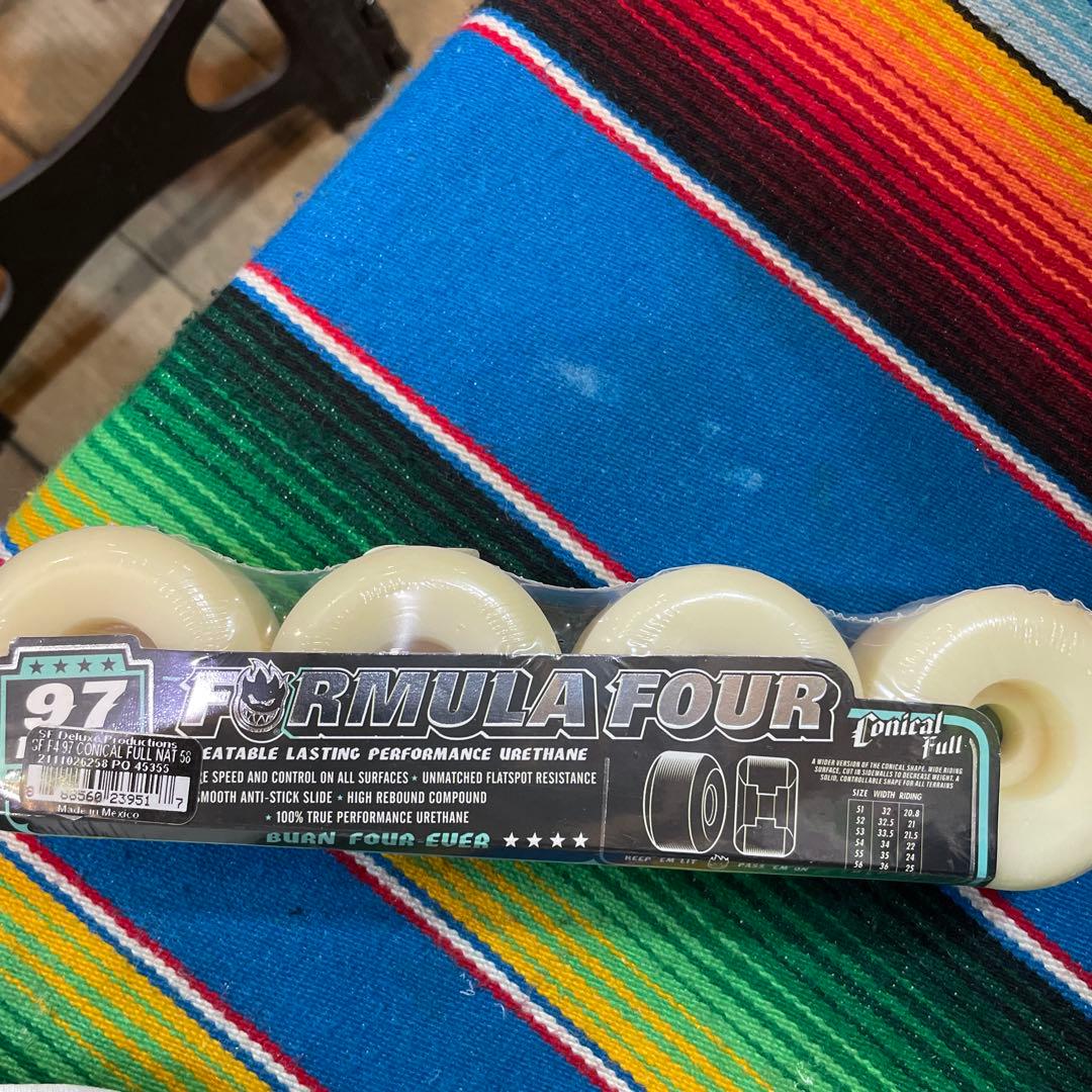 SPITFIRE FORMULA FOUR 97D ウィール 58mm