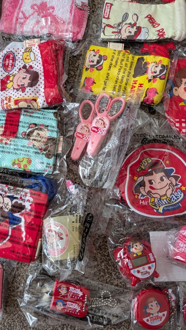 ペコちゃん　ポコ　非売品　小物　雑貨　34個　まとめ売り