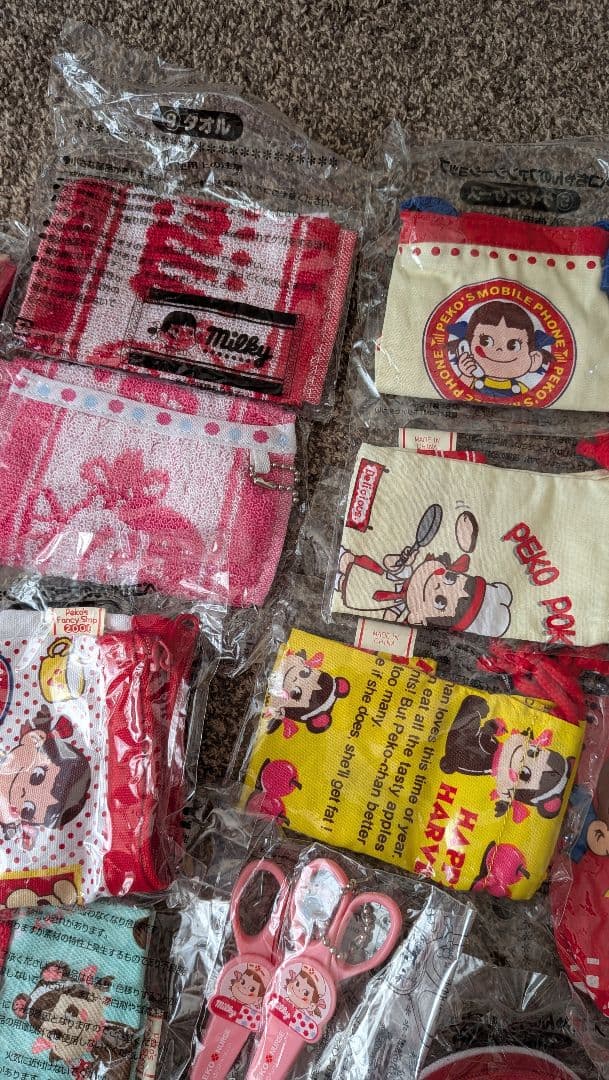 ペコちゃん　ポコ　非売品　小物　雑貨　34個　まとめ売り