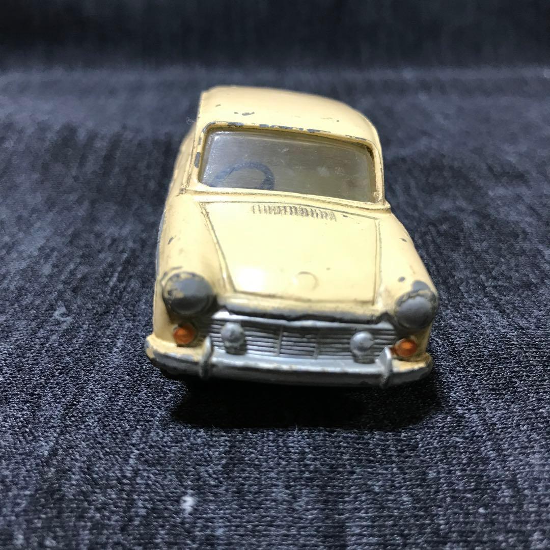 モデルペットNO.5 ダットサンブルーバード