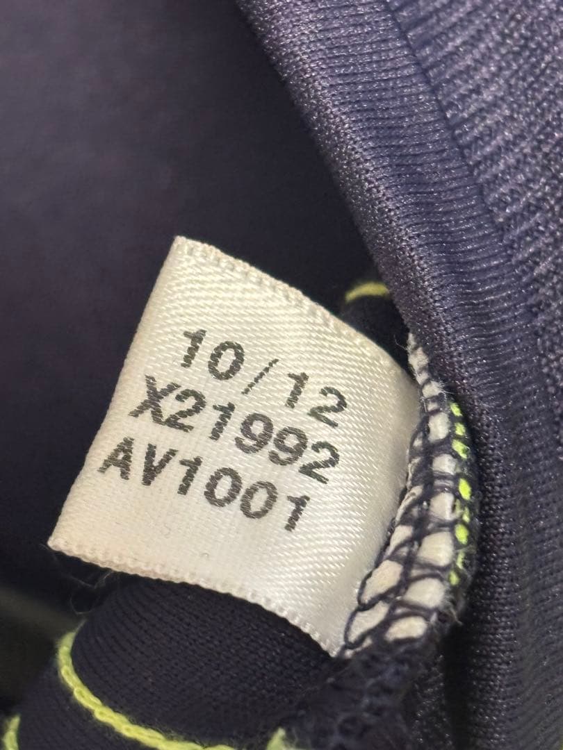 新品タグ付き RONALDO シャツ レアルマドリード　サッカーユニフォーム