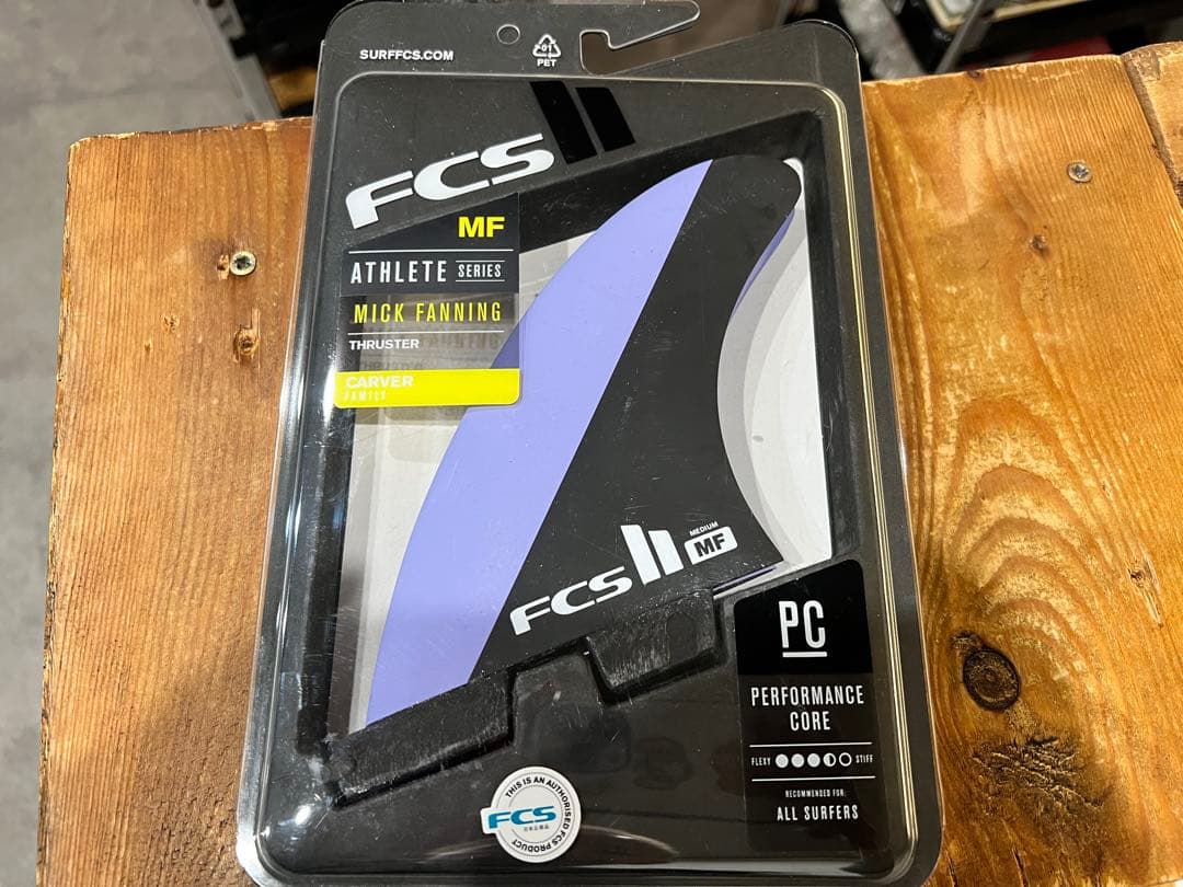 ミックファニングフィンfcs2 Mサイズ美品