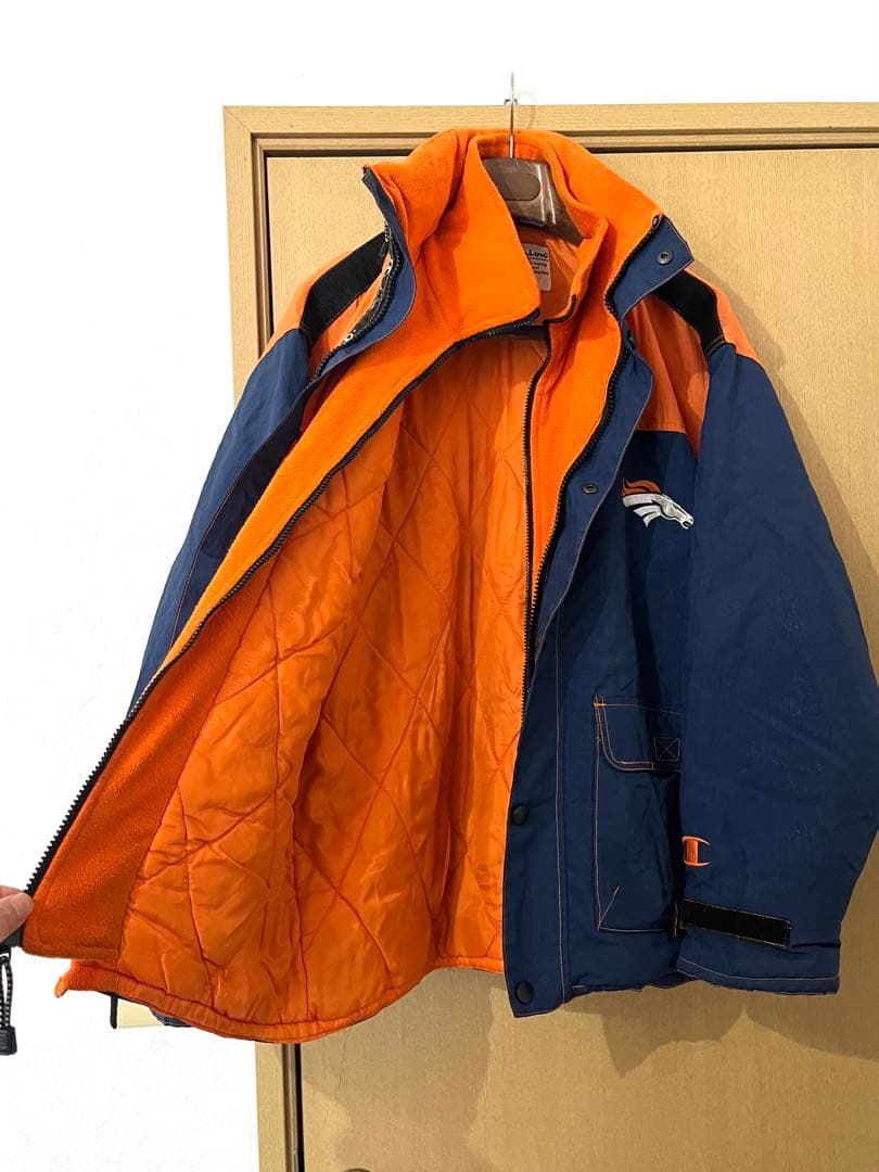 ☆NFL☆DENVER BRONCOS☆ブロンコス中綿アウタージャケットL-XL
