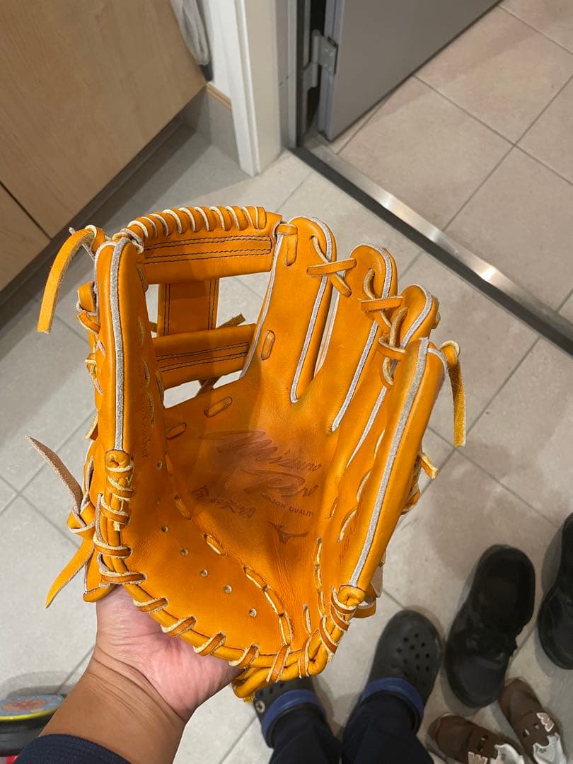 ミズノプロ　硬式内野用グラブ