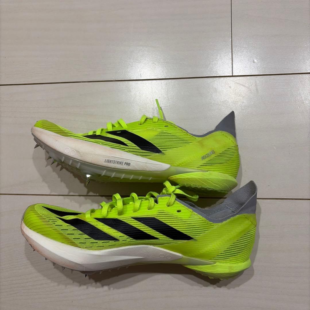 アンビション　adizero