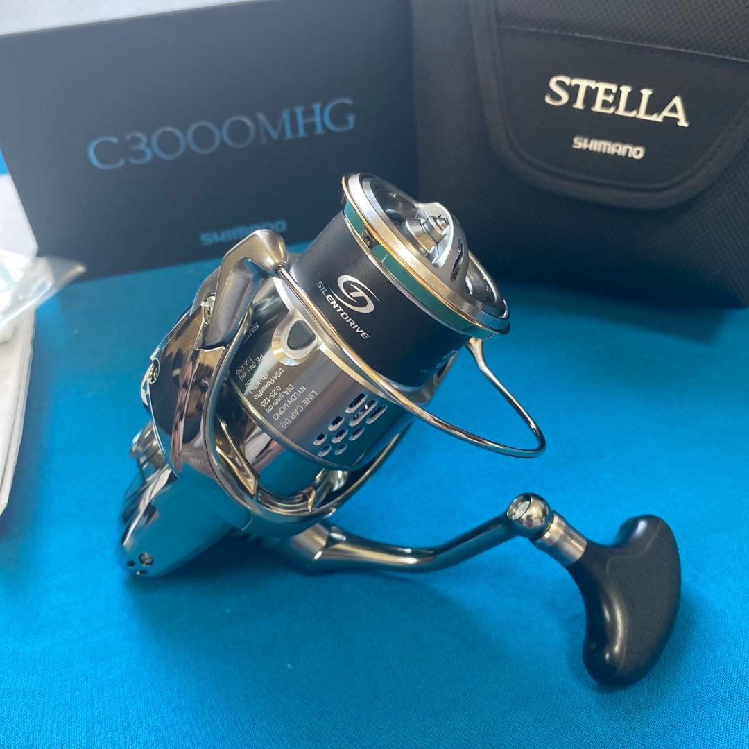 【極美品】シマノSHIMANO 18ステラC3000MHG