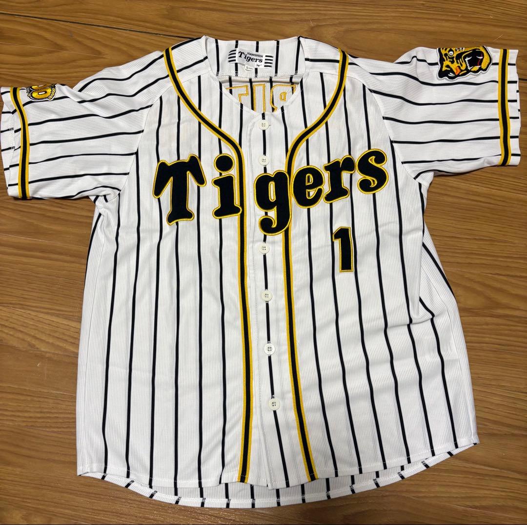 鳥谷敬　阪神タイガース ユニフォーム 2000本安打記念　Tシャツ　タオル