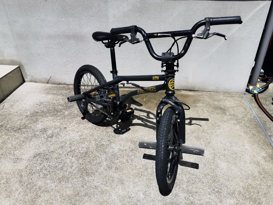 BMX キッズ ARESBIKES STN 16インチ ブラック【手渡し】