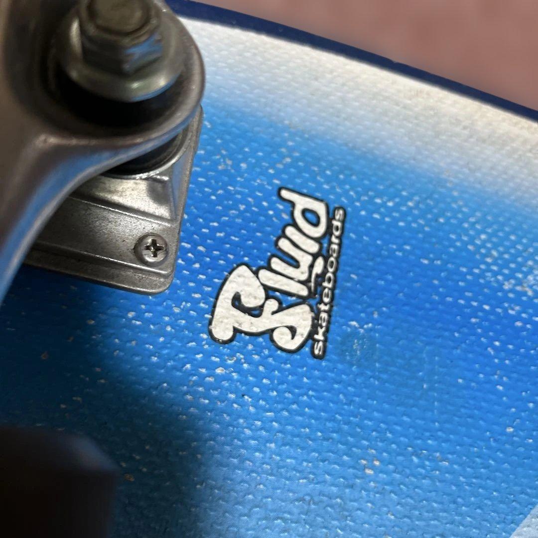 Fluid skateboards スラローム　サーフィントレーニング