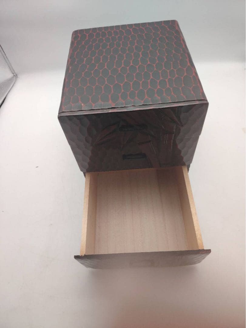 新品・未使用】伝統工芸 鎌倉彫 小引き出し（竹彫刻）