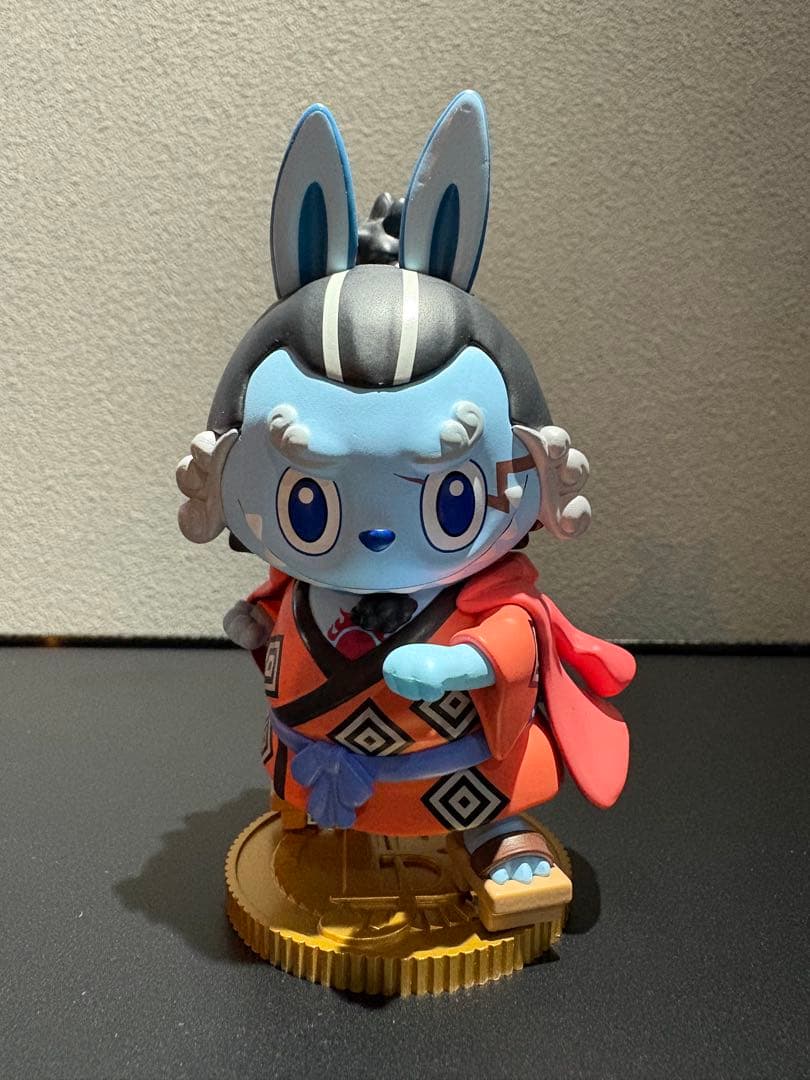 ONE PIECE × LABUBU POP MART 日本未発売