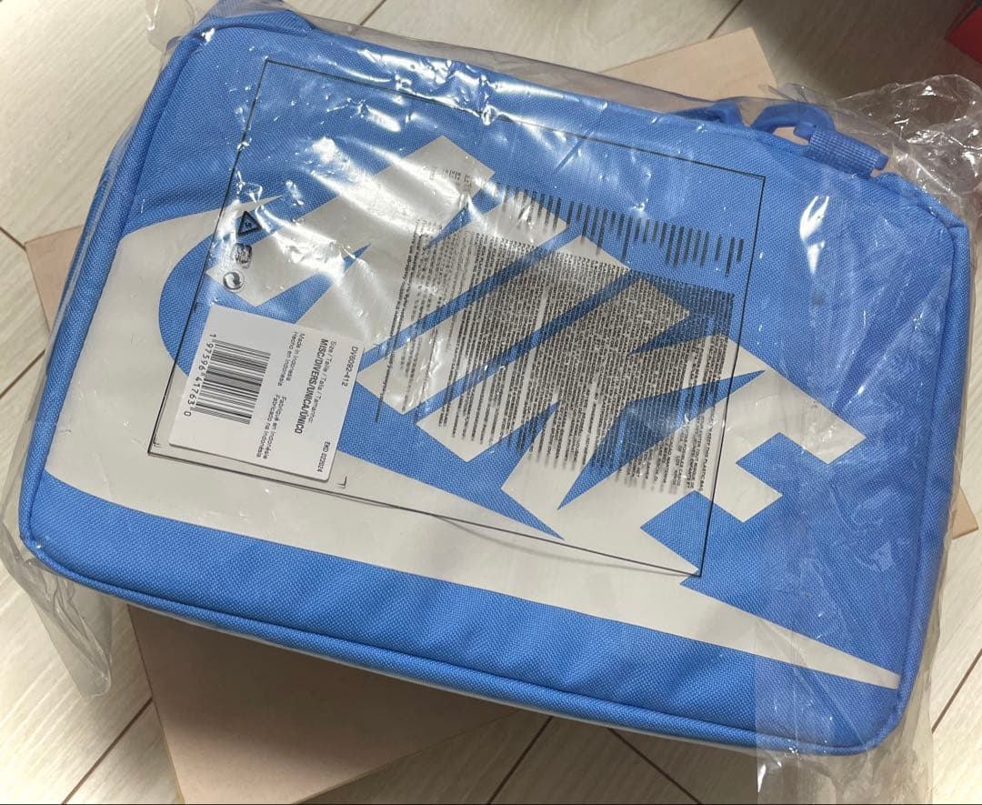 【新品 未使用】NIKE シューズケース ボックス バッグ ユニバーシティブルー