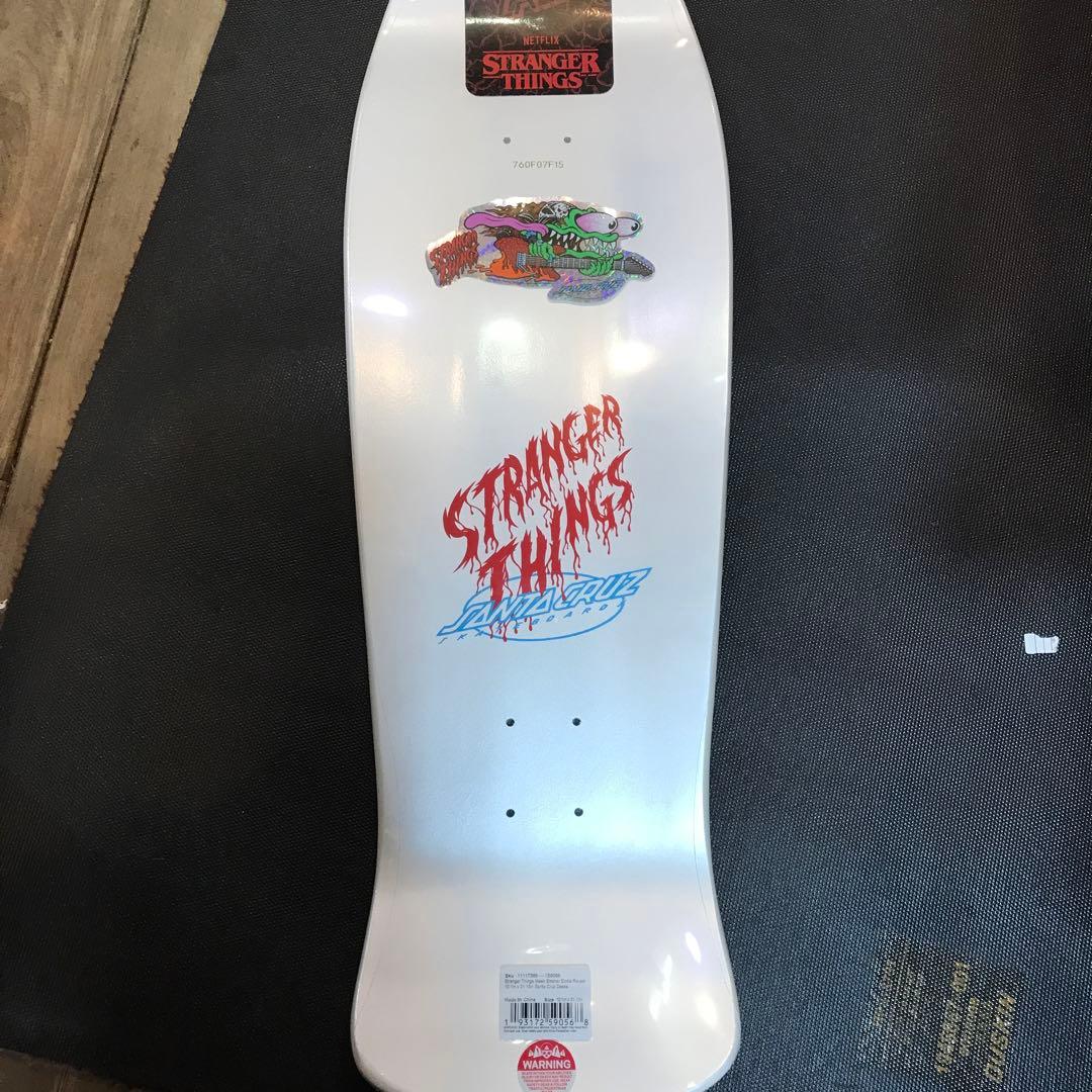 Santa Cruz Stranger Things スケボーデッキ