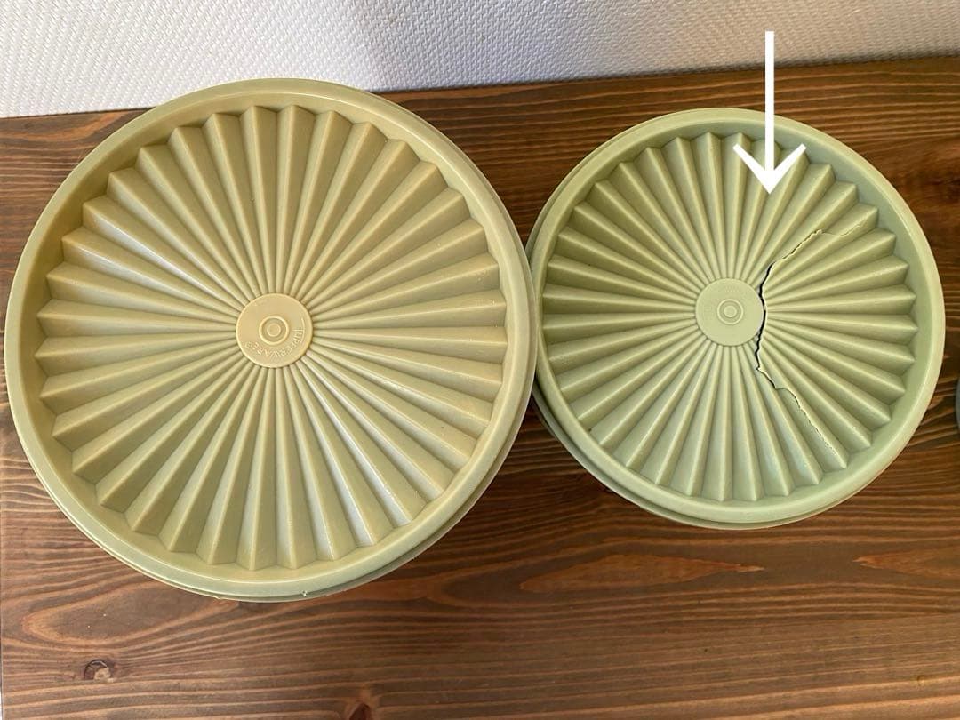 Vintage Tupperwareオリーブグリーン保存容器4個セット