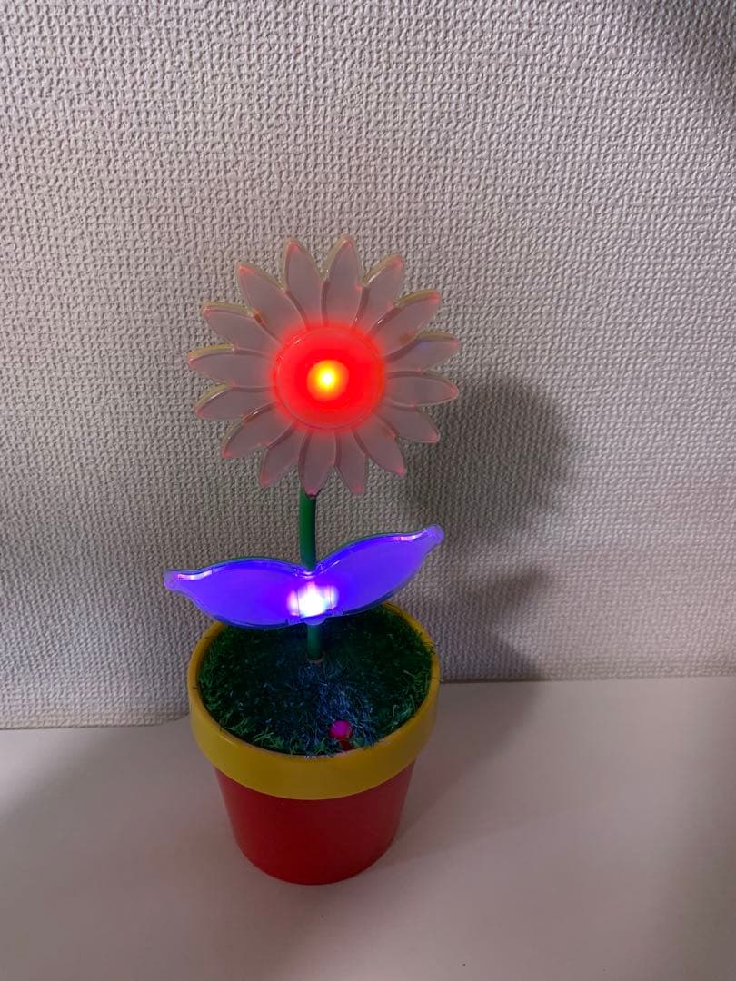 新品未使用品 マネしておしゃべり 光る ダンシングフラワー