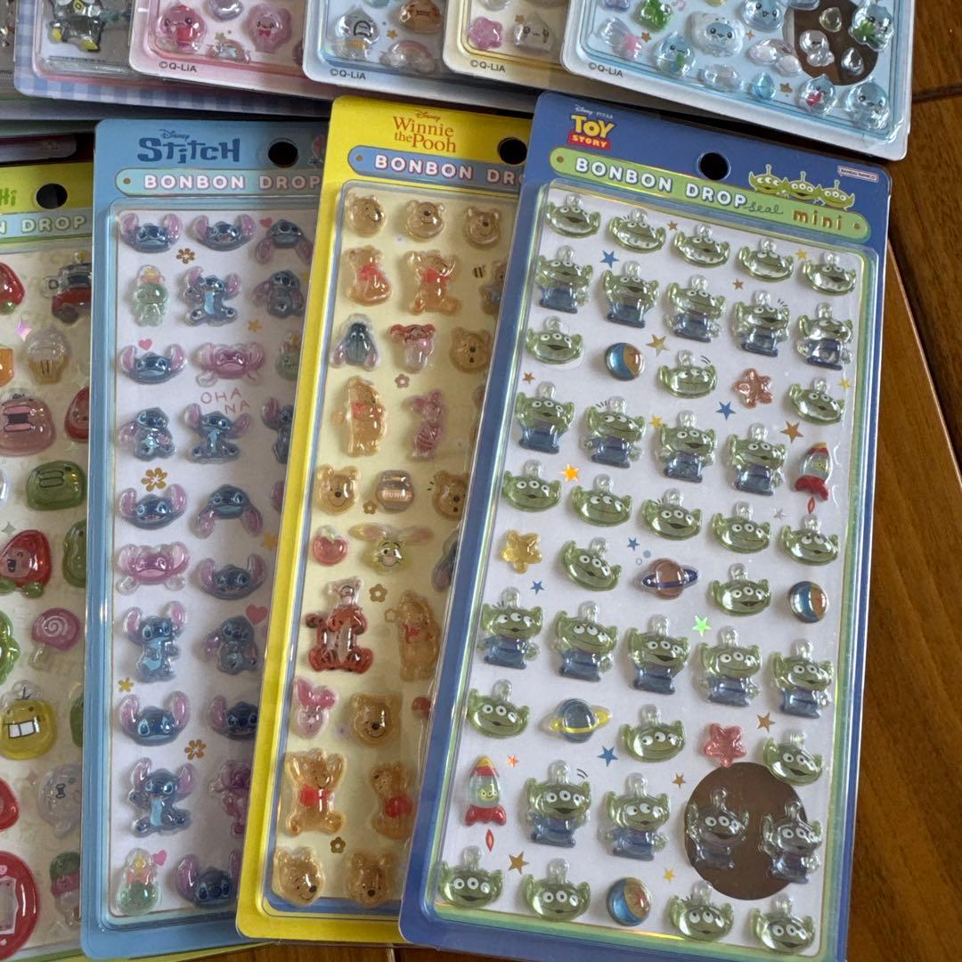 正規品　ボンボンドロップシール　ディズニー　サンリオ　たまごっち　25点