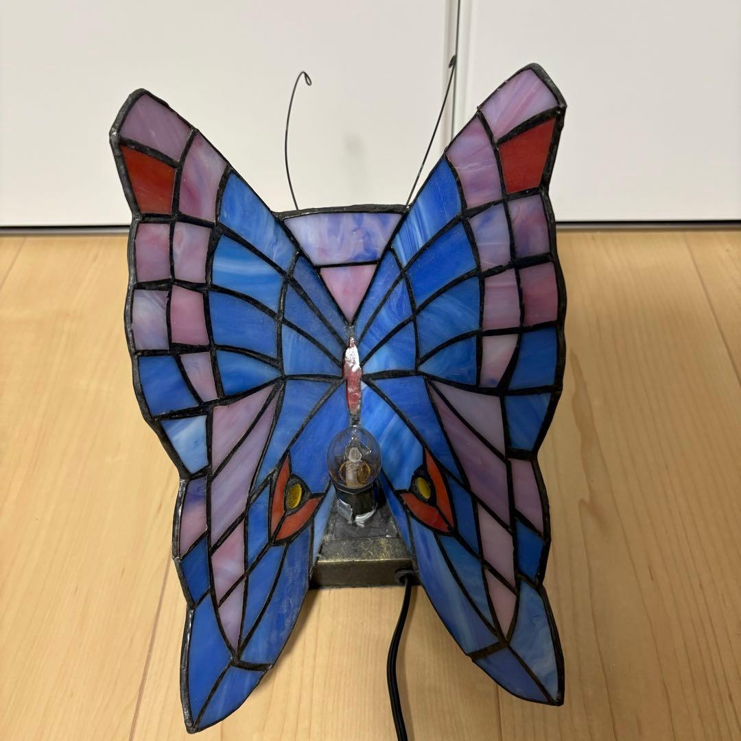 蝶々型ステンドグラス テーブルランプ