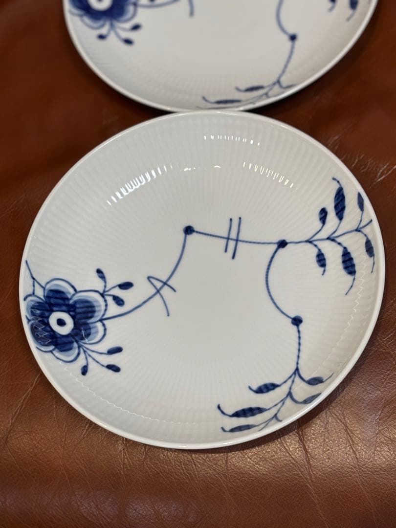 ブルーフルーテッド メガ ディーププレート 20cm 2枚セット